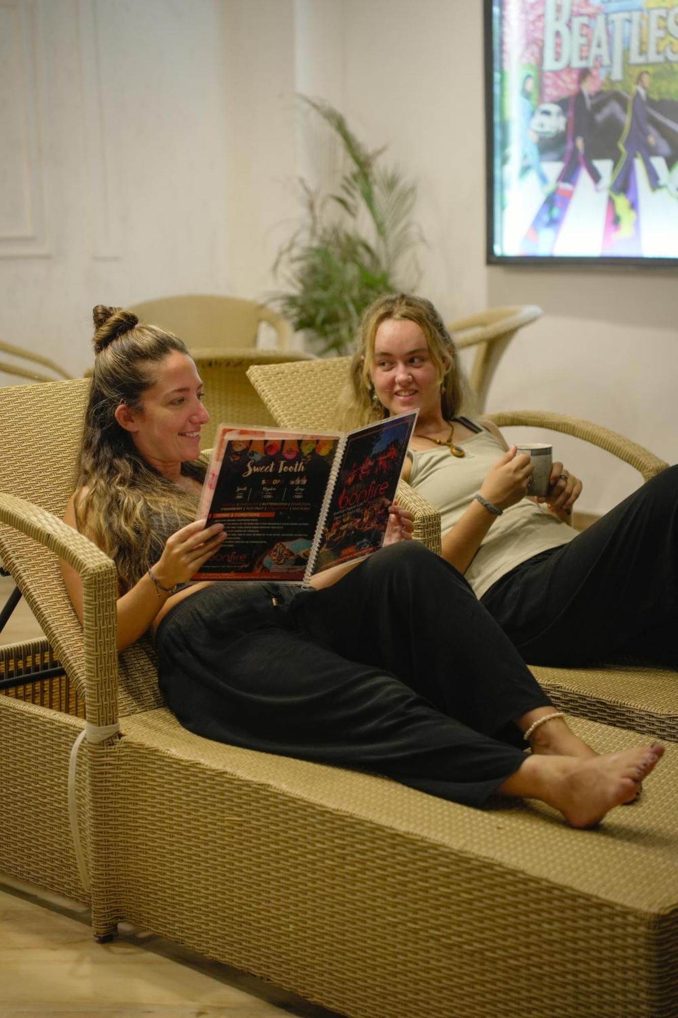 Bonfire Hostels Rishīkesh Εξωτερικό φωτογραφία