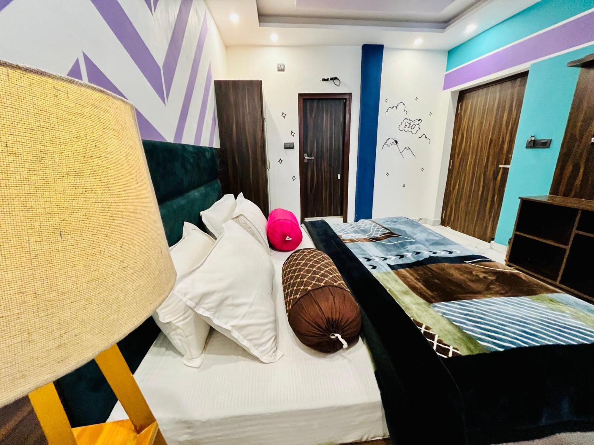Bonfire Hostels Rishīkesh Εξωτερικό φωτογραφία